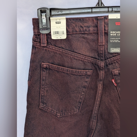 Levi's Premium Cherry Cordial Red Ribcage Wide Leg High Rise Raw Hem Jeans 24x30 - Picture 9 of 15